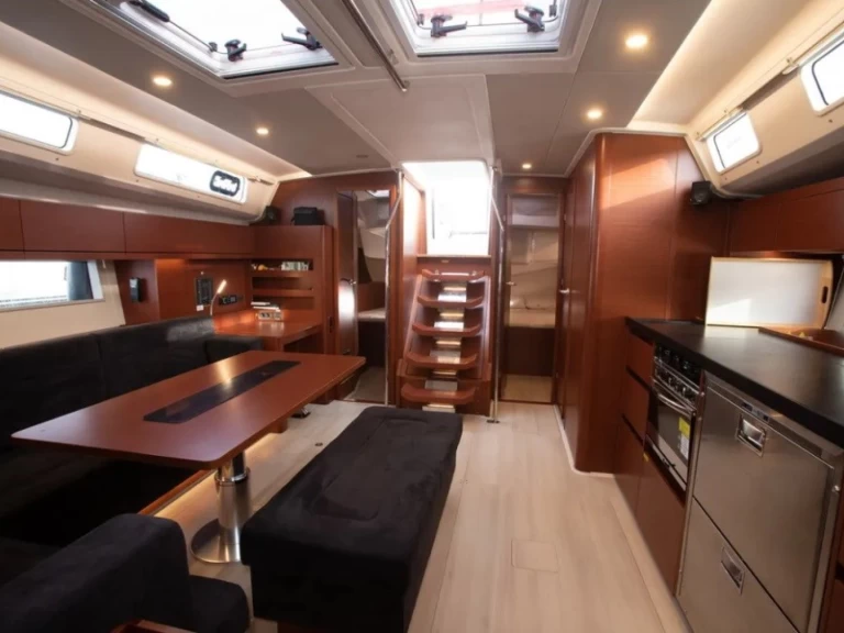 Żaglowiec do wynajmu w Lefkáda w najlepszej cenie