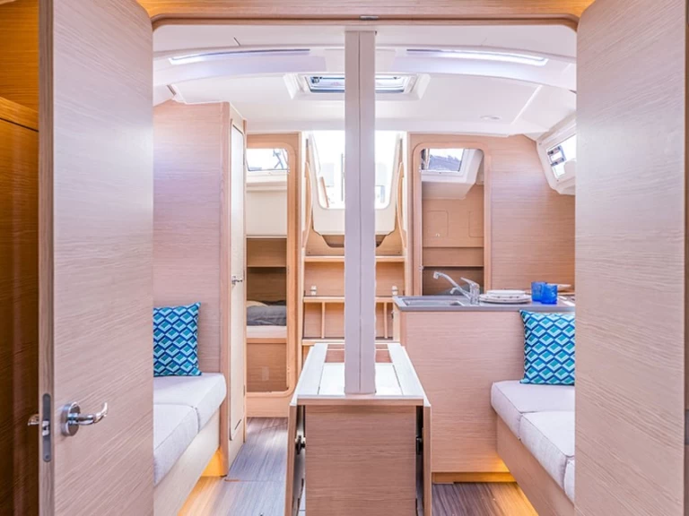 Wynajem łodzi Dufour Dufour 37 w La Rochelle na SamBoat 