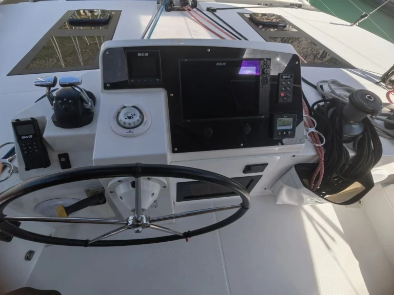 Wynajem Katamaran w Komolac - Nautitech Nautitech 46 Fly