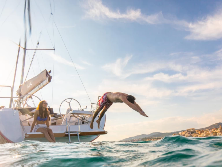 Wynajem Żaglowiec w Betina - Hanse Hanse 388