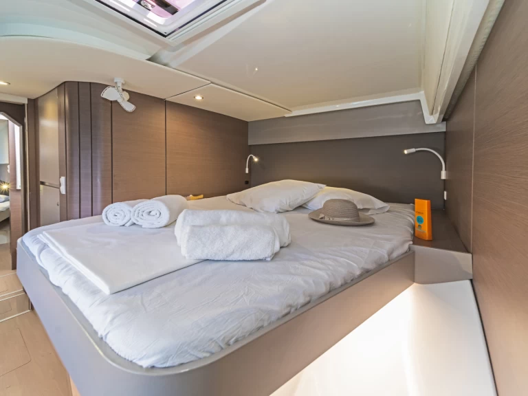 Wynajem Katamaran Bali z patentem 