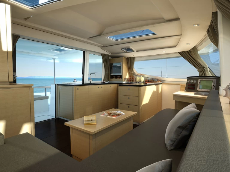 Wynajmij Fountaine Pajot Helia 44 w Placencia