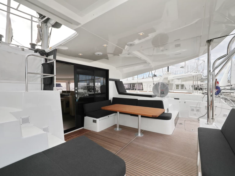 Wynajem Katamaran w Sukosan - Lagoon Lagoon 42