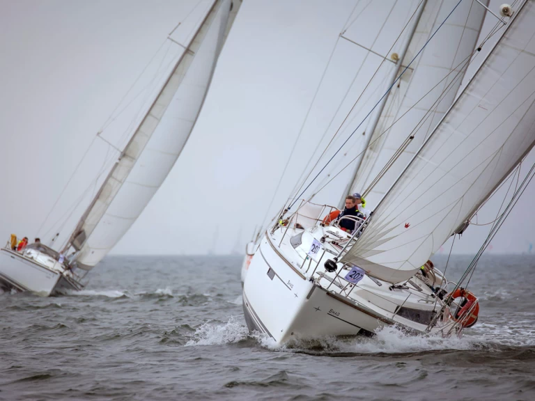 Żaglowiec do wynajmu w Heiligenhafen w najlepszej cenie