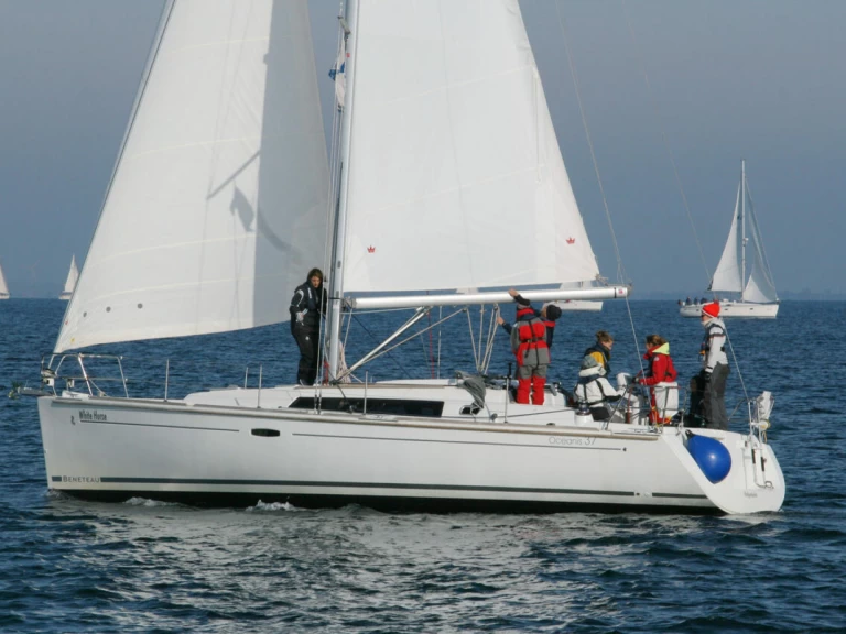 Wynajem Żaglowiec w Flensburg - Bénéteau Oceanis 37