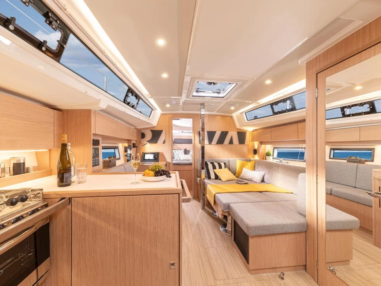 Bavaria Bavaria C42 między profesjonalistami a osobami prywatnymi w Portoferraio