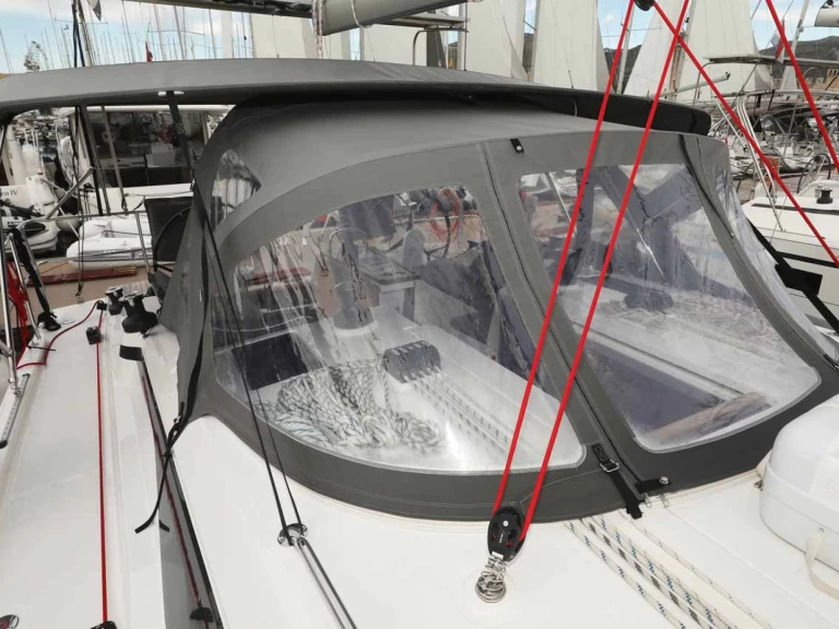 Wynajem łodzi Bavaria Bavaria C42 w Trogir na SamBoat 