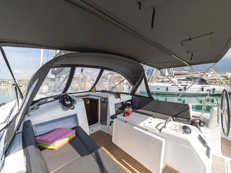 Wynajem łodzi Jeanneau Sun Odyssey 440 w Skiathos na SamBoat 