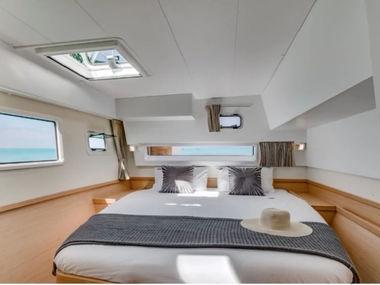 Wynajmij Lagoon Lagoon 42 w Le Marin