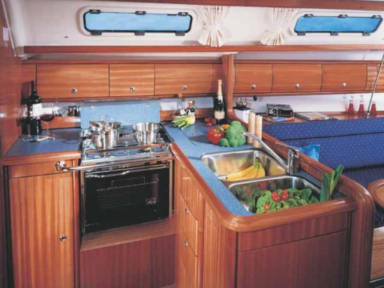 Żaglowiec do wynajmu w Trogir w najlepszej cenie