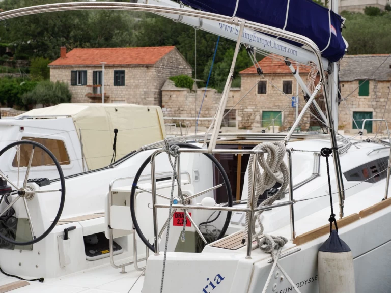 Wynajem łodzi Jeanneau Sun Odyssey 349 w Rogac na SamBoat 