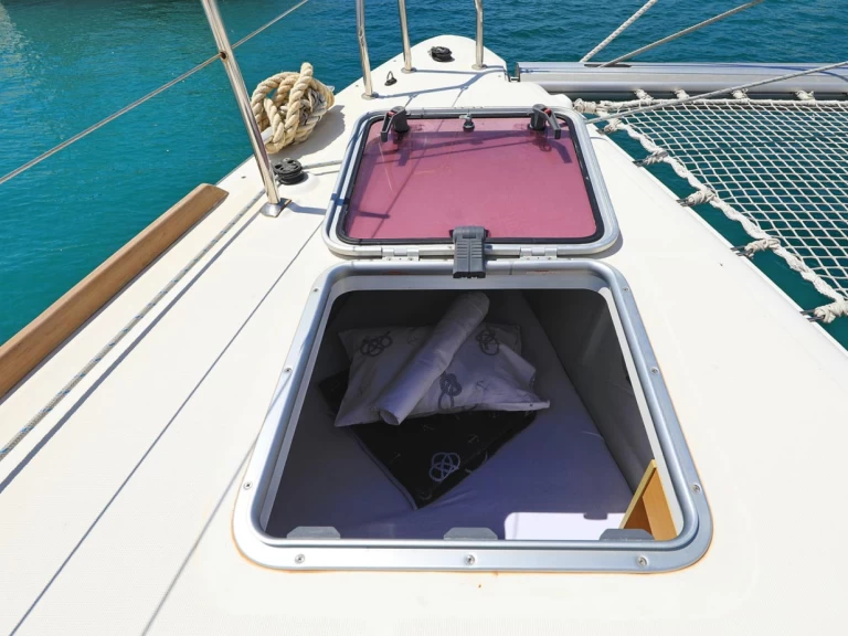 Wynajem łodzi Trogir tanio Lagoon 400