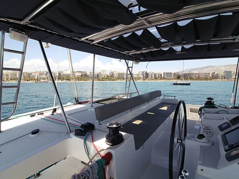 Wynajem łodzi Lagoon Lagoon 450 w Alimos na SamBoat 