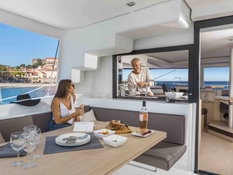 Wynajmij Katamaran z lub bez skippera Bali w Mai Khao