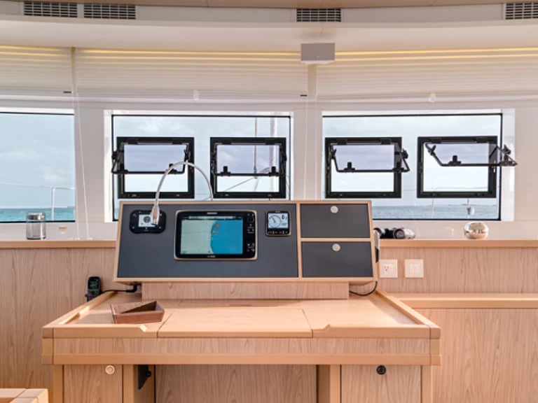 Wynajem łodzi Lagoon Lagoon 52 F w Alimos na SamBoat 