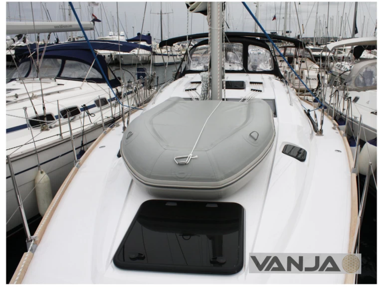 Żaglowiec do wynajmu w Biograd na Moru w najlepszej cenie