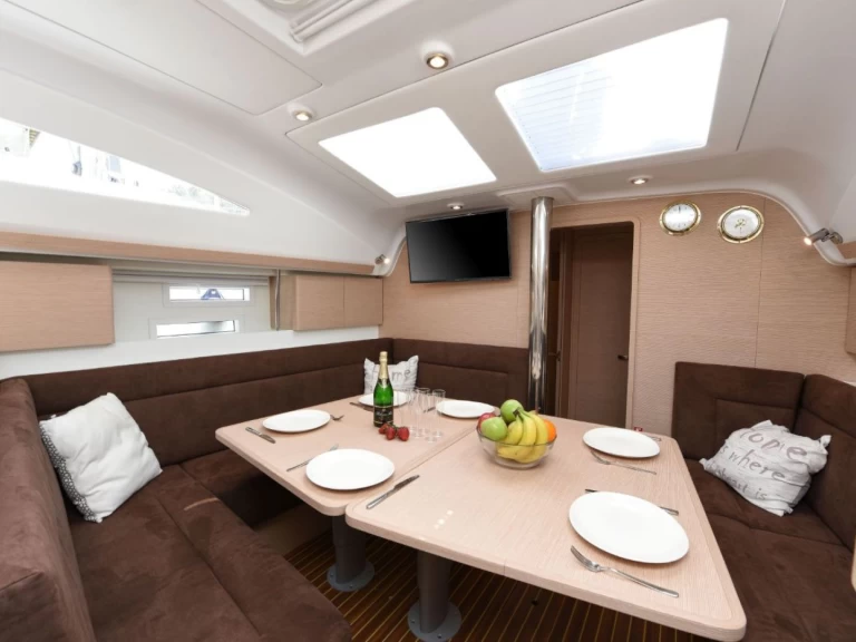 Wynajmij Żaglowiec z lub bez skippera Elan w Zadar