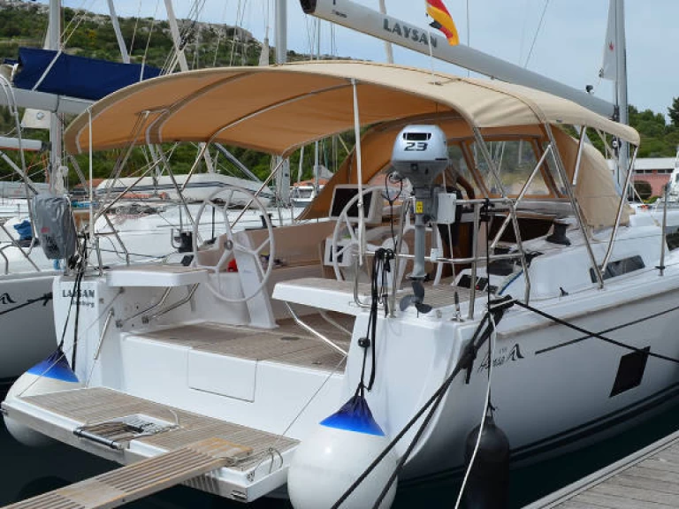 Wynajem Żaglowiec Hanse z patentem 