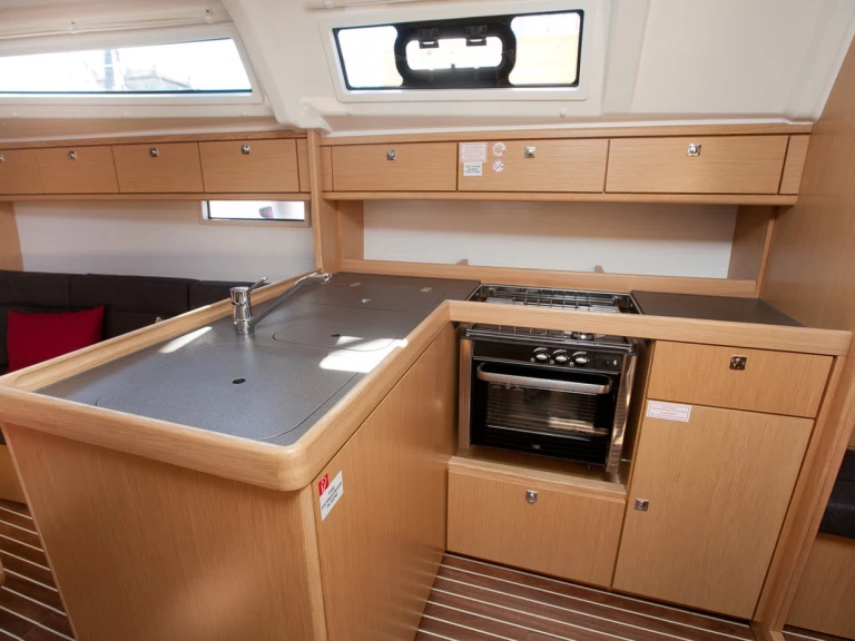 Wynajem Żaglowiec w Zadar - Bavaria Cruiser 37