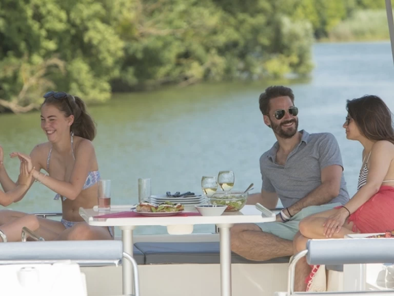 Wynajem łodzi Premier Horizon 1 w Decize na SamBoat 