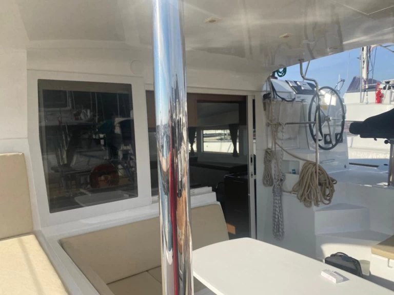 Lagoon Lagoon 40 między profesjonalistami a osobami prywatnymi w Salerno