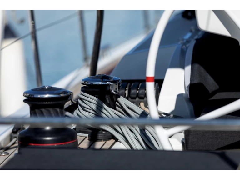 Bénéteau Oceanis 46.1 między profesjonalistami a osobami prywatnymi w Castiglioncello