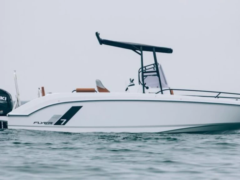 Wynajem łodzi Cavalaire-sur-Mer tanio Flyer 7
