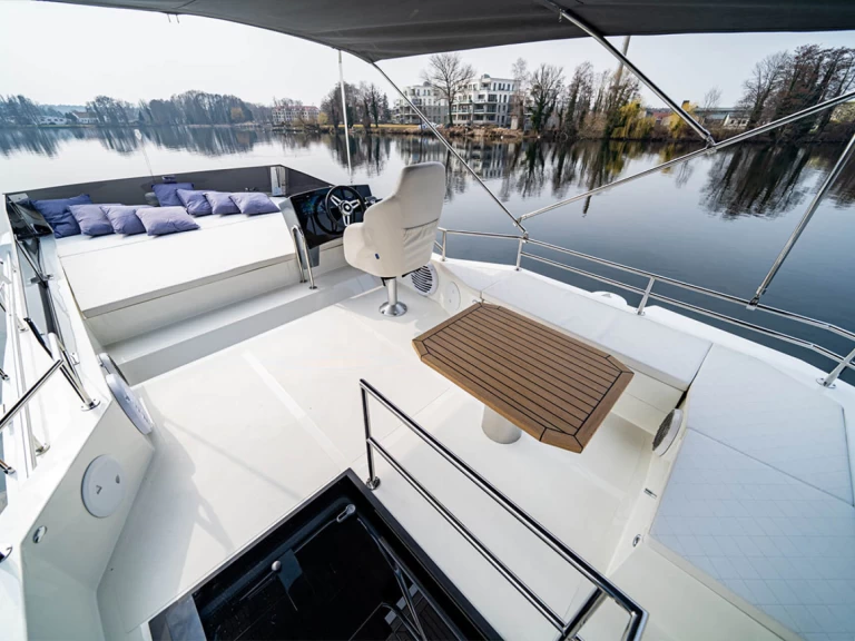 Wynajmij Luksusowy jacht z lub bez skippera Cobra Yachts w Tribunj