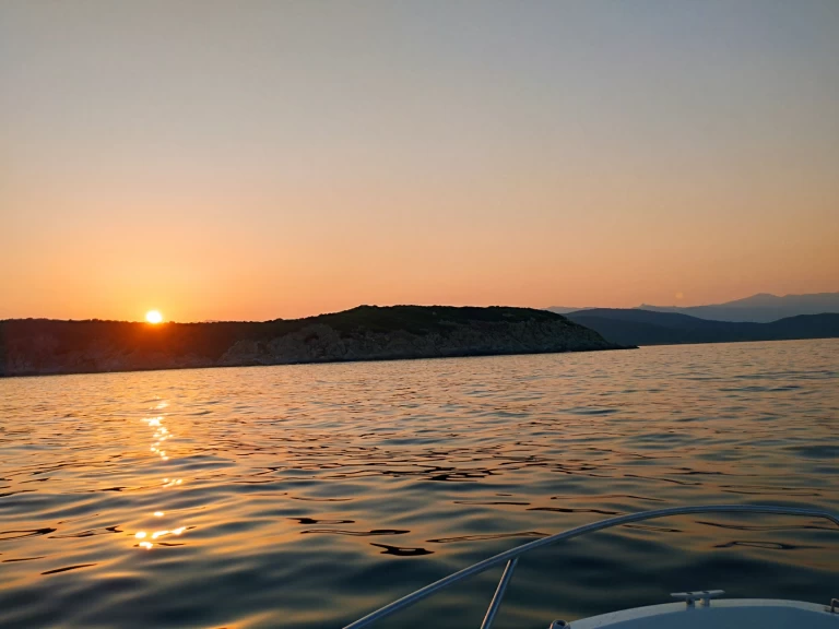 Wynajem łodzi Porto-Vecchio tanio Cap Camarat 5.5 CC Serie 2