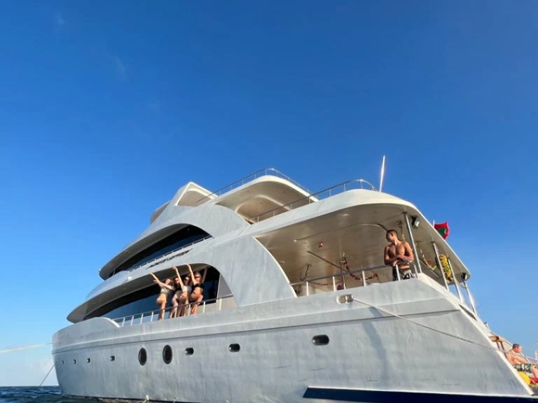 Wynajem Luksusowy jacht w Male - Custom Made North Seven