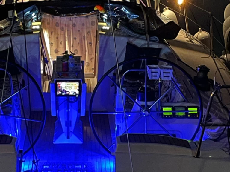 Wynajem Żaglowiec Elan z patentem 