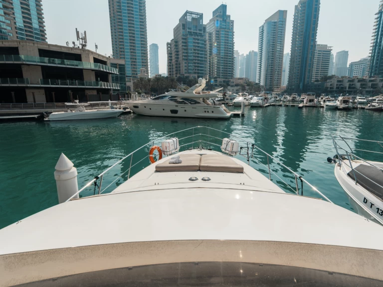 Wynajem łodzi ETOSHA 58 FEET w Dubai Marina na SamBoat 