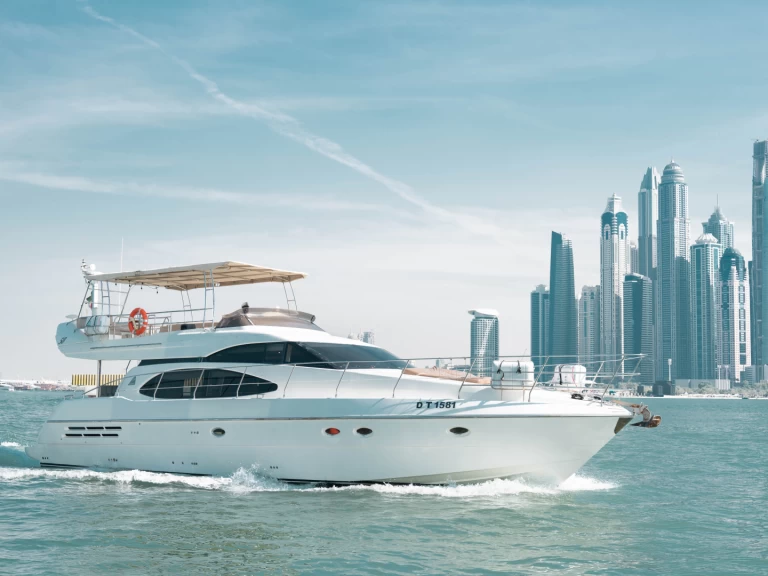 Wynajem Motorówka w Dubai Marina - ETOSHA 58 FEET