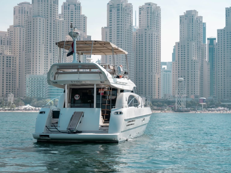 Wynajmij Motorówka z lub bez skippera ETOSHA w Dubai Marina