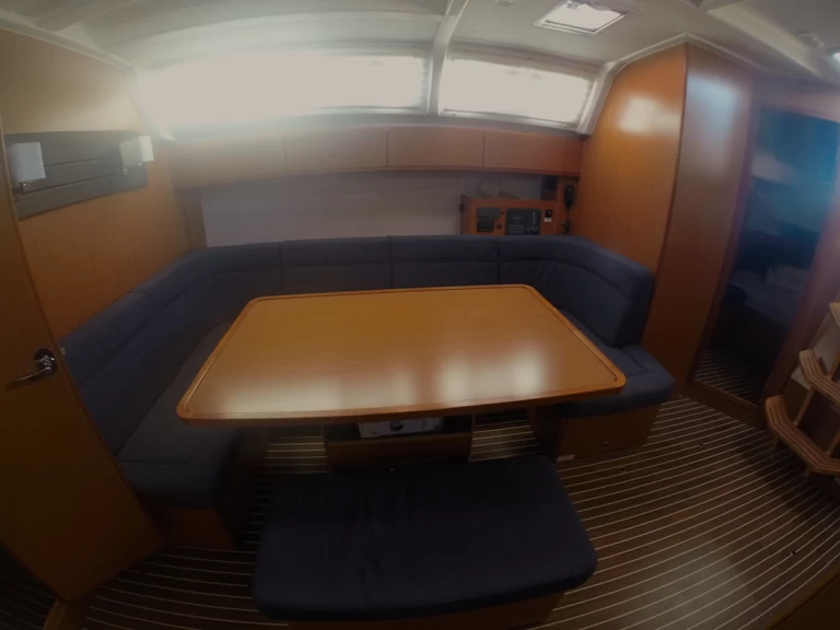 Żaglowiec do wynajmu w Zadar w najlepszej cenie