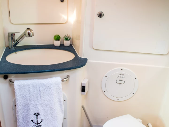 Wynajmij Żaglowiec z lub bez skippera Bavaria w Lefkáda