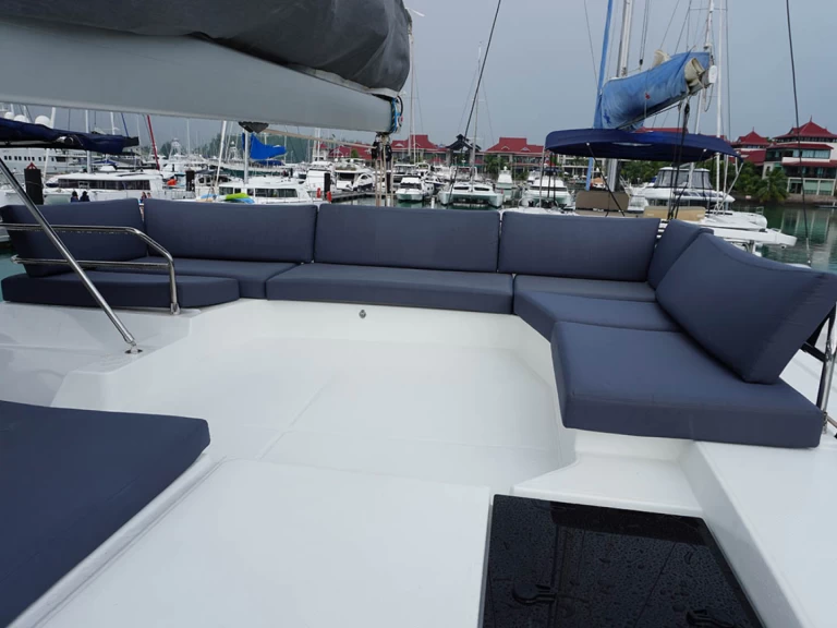 Wynajem łodzi Eden Island tanio Tanna 47