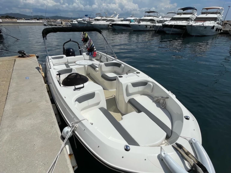 Wynajem łodzi Bayliner Element E7 w Hyeres na SamBoat 