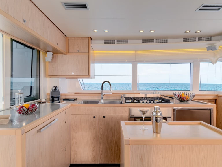 Wynajem łodzi Mai Khao tanio Lagoon 52 F