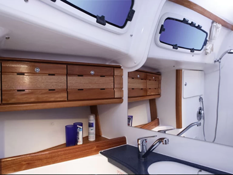 Bavaria Bavaria 50 Cruiser między profesjonalistami a osobami prywatnymi w Lefkáda