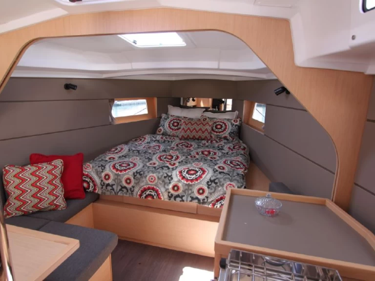 Żaglowiec do wynajmu w Marina (City) w najlepszej cenie