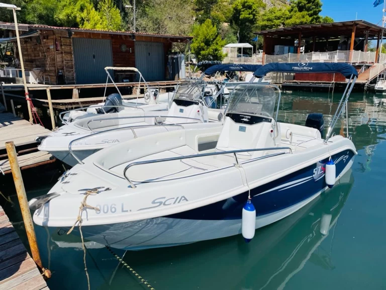 Wynajmij Motorówka z lub bez skippera Trimarchi w Castellammare del Golfo