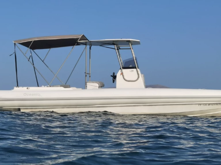 Wynajem Łódż półsztywna Oceanic z patentem 