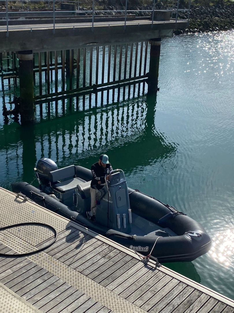 Wynajem łodzi Hendaye tanio Explorer 550