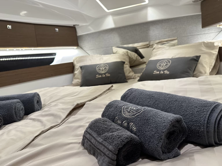 Wynajem łodzi Umag tanio Merry Fisher 895 Offshore