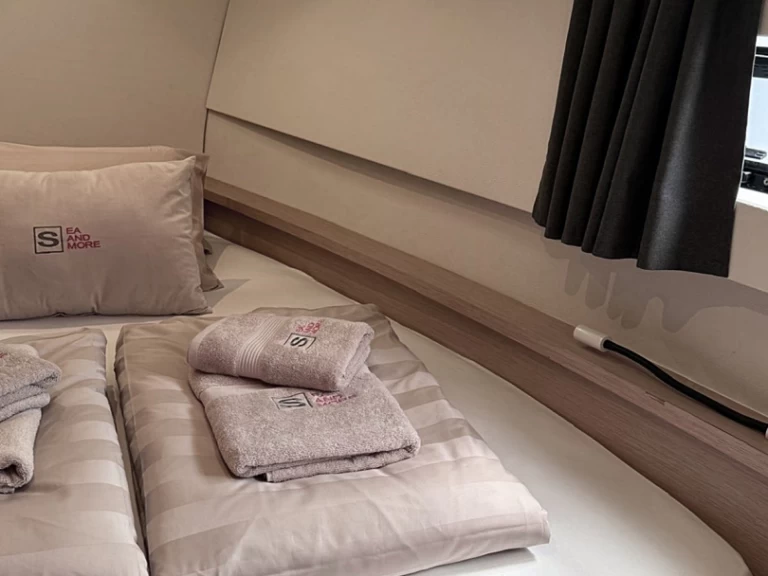 Wynajem łodzi Fountaine Pajot Fountaine Pajot MY 37 w Rogoznica na SamBoat 