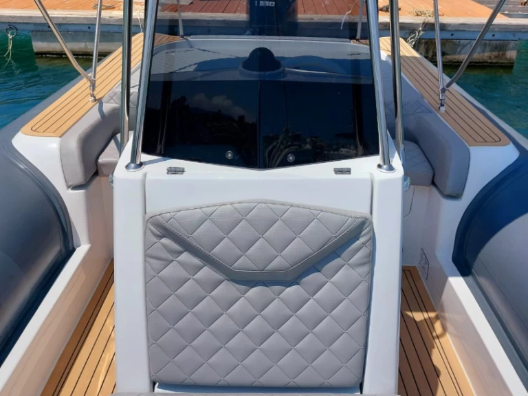 Sunsea Sunsea 26 między profesjonalistami a osobami prywatnymi w Cefalù