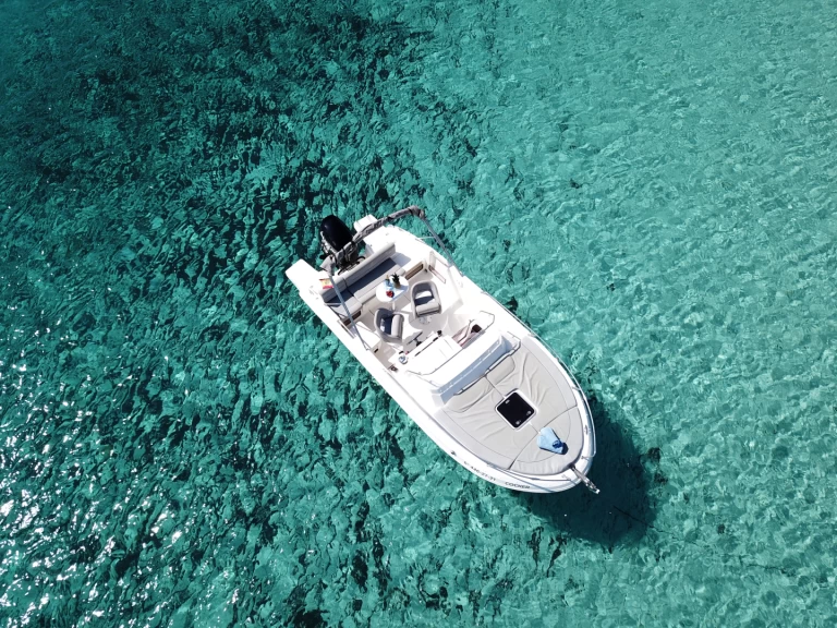 Wynajem łodzi Ibiza Town tanio Sun Cruiser 630