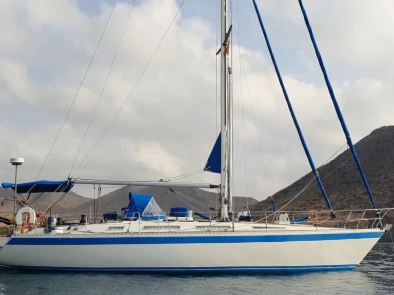 Wynajem łodzi Port-Saint-Louis-du-Rhône tanio Centurion 42