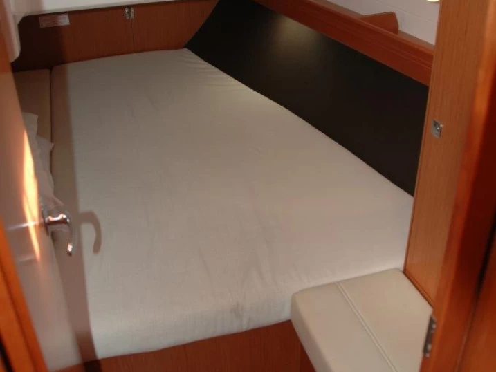 Wynajem Żaglowiec w Olbia - Bavaria Cruiser 37